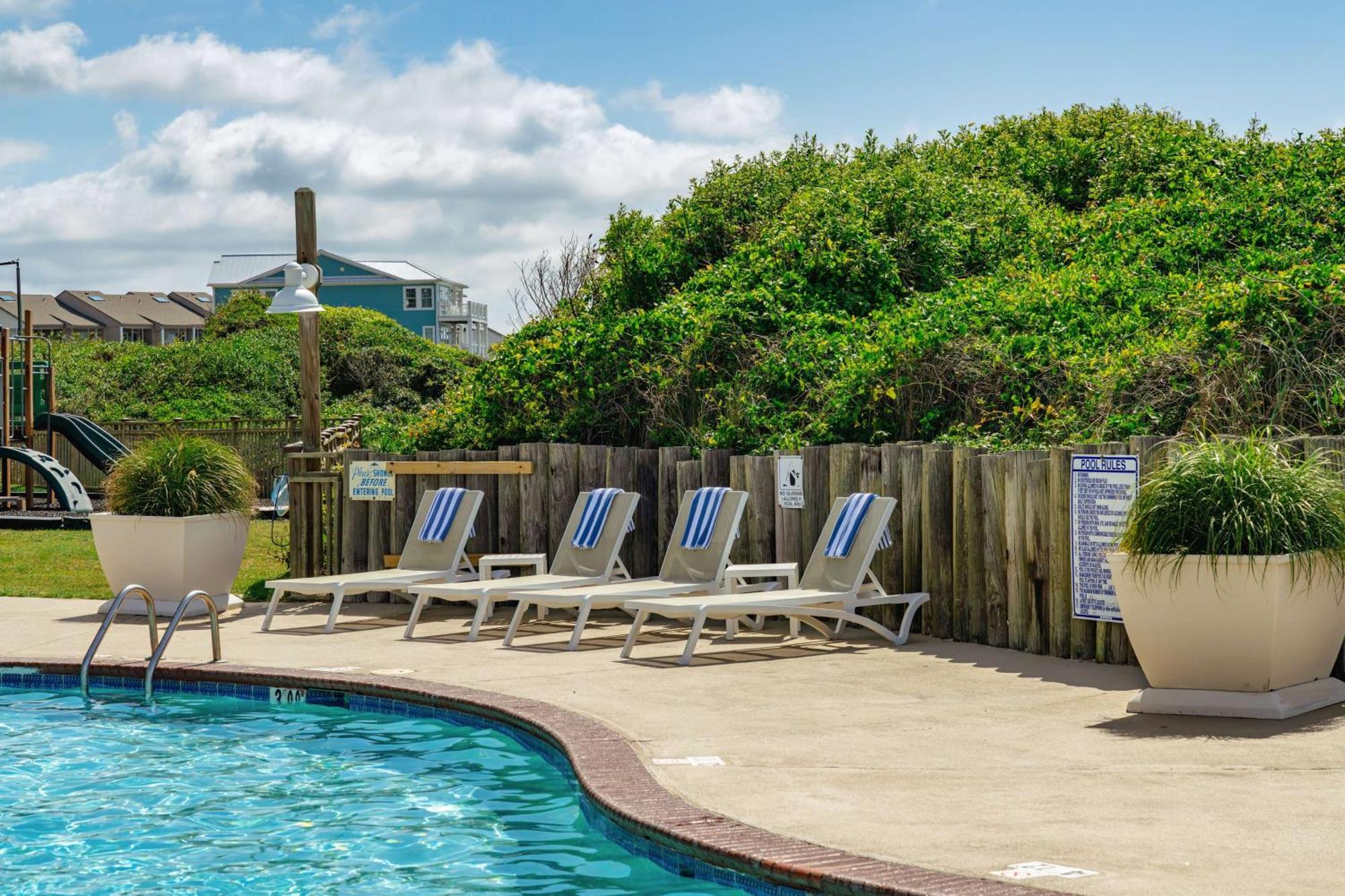 Doubletree By Hilton Atlantic Beach Oceanfront Exterior foto