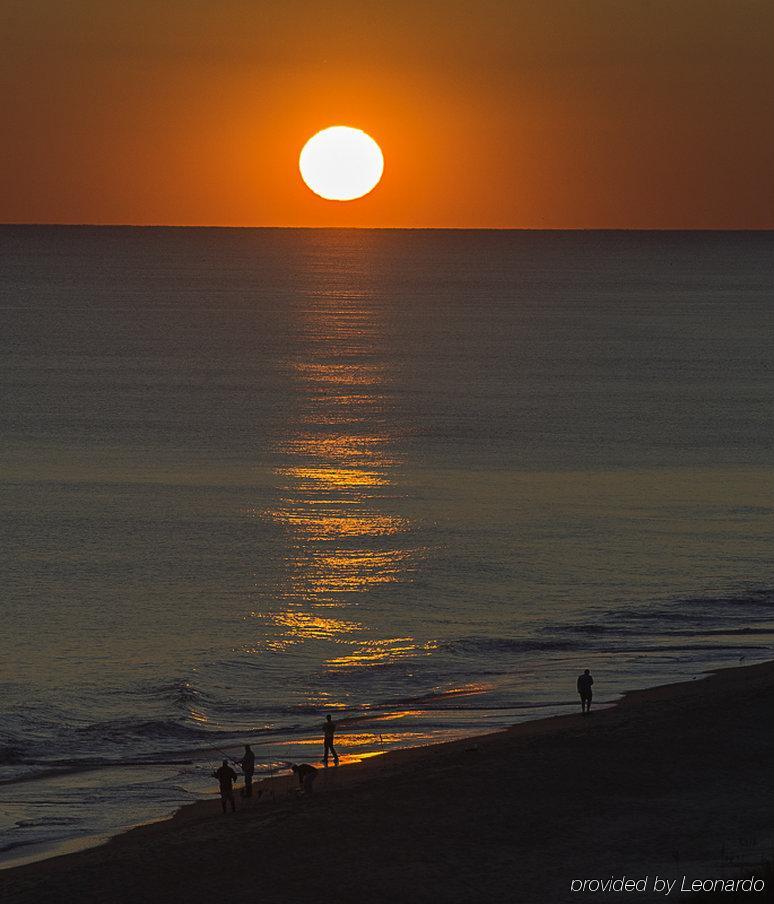 Doubletree By Hilton Atlantic Beach Oceanfront Exterior foto